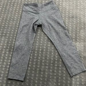Lululemon Wunder Under cropped Leggings